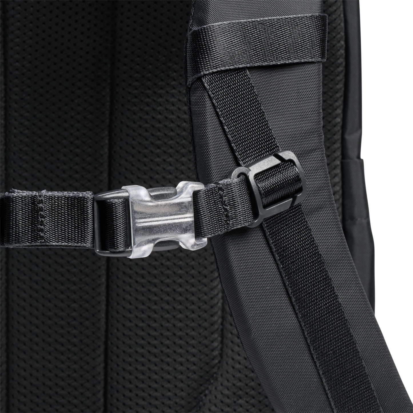 The Vitalize Backpack | 30.9 QT NH4